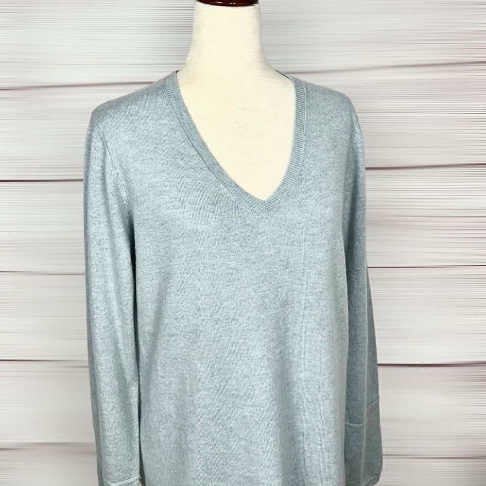 DTLM Repeat Wool Cashmere Gray Sweater Tunic  V-neck Doubled Back EUR 40 US M